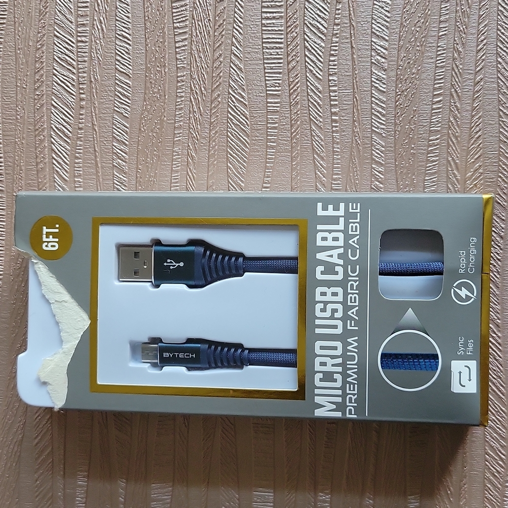 Micro USB Cable - Picture 2 of 3